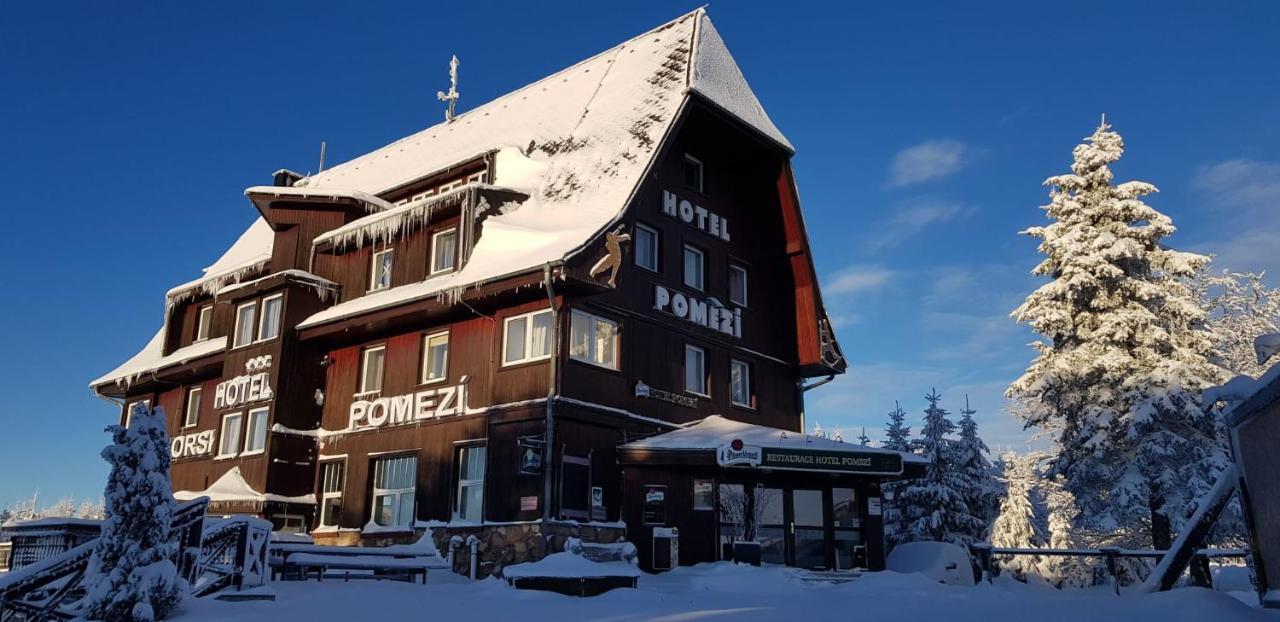Hotel a restaurace Pomezí Cínovec Kültér fotó